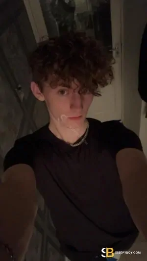 Gay Escort Cal 20yr - gangbang