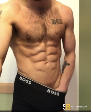 Bisexual Escort Tommy 29yr - massage