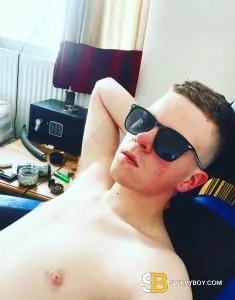male rent boy Edinburgh Daniel