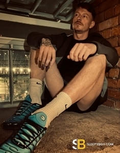 male escort Exeter Kurt