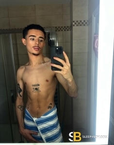 male escort Surrey Quays Ewan