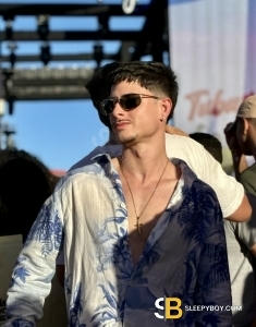 male escort London Leandro