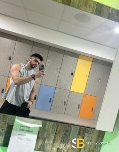 male escort Canary Wharf John