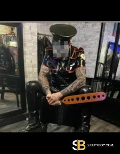 male escort Willenhall Eric