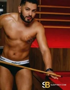 male rent boy Lorient Alef