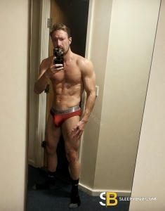 male escort Newport Bobby