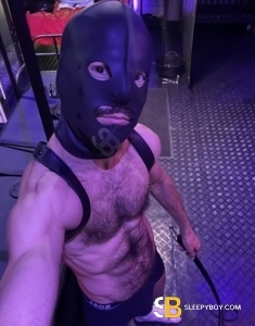 male escort London Domhotop