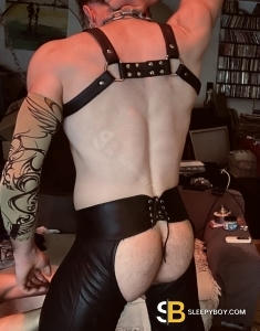 male rent boy Streatham Hill Fithairyboy