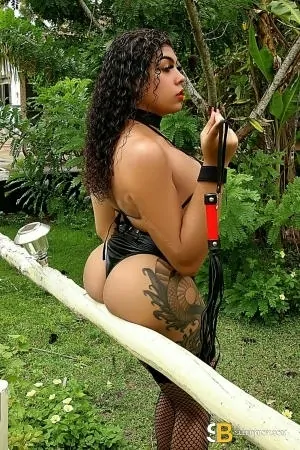 Bisexual Escort Gabriela Reis 23yr - sucking