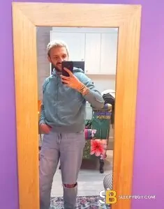 male escort Leicester Alex
