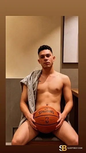 Bisexual Escort Alex Castro 24yr - role
