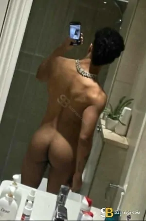 Bisexual Escort Guilherme 25yr - licking