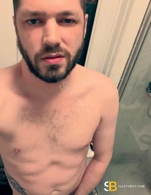 Gay Escort Aarron 40yr - role