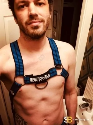 Gay Escort Aarron 40yr - double penetration