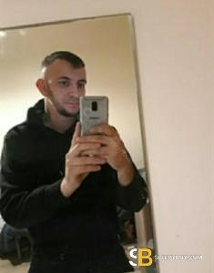 male escort Edinburgh Carl