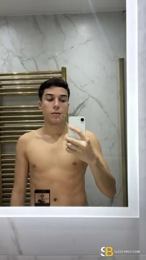 Gay Escort ítalo 23yr - licking