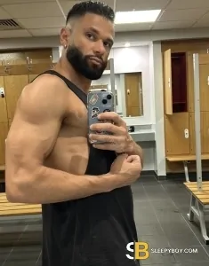 male rent boy London Kairon