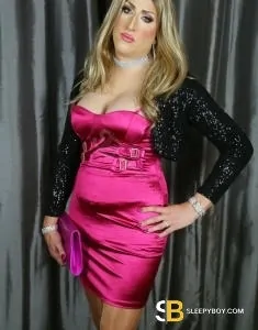 transgender (MTF) rent boy London Issy