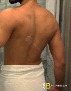 male escort Wellingborough Leonardo