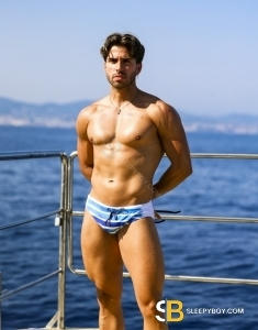 male rent boy London Maxi