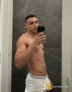 male escort London Carlos Sim&oacute;n &aacute;lvarez Arias