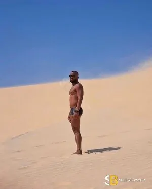 Bisexual Escort Rodrigo 29yr - licking