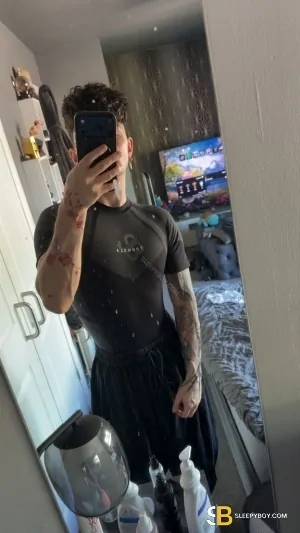 Gay Escort Uri 30yr - masseur