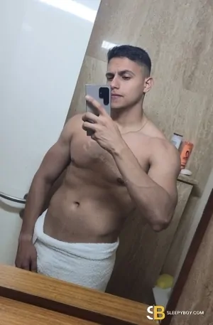 Bisexual Escort Alyson 20yr - role