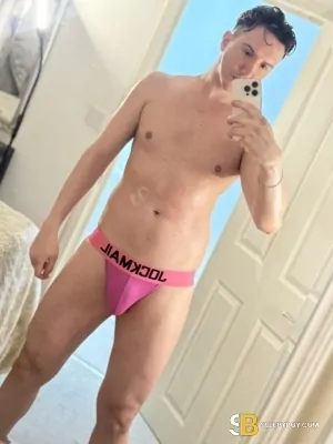 Gay Escort Victor 28yr - sucking