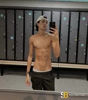 Gay Escort Fábio 23yr - role