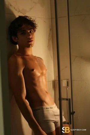 Gay Escort Luiz 20yr - role