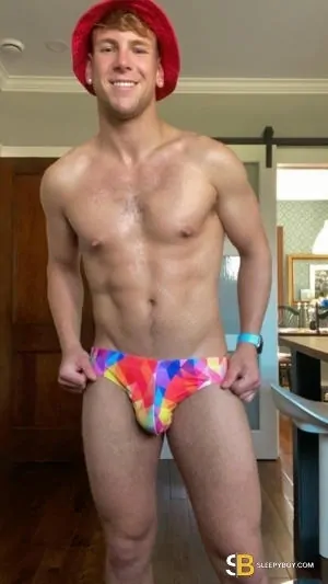 Gay Escort Adrian 26yr - role