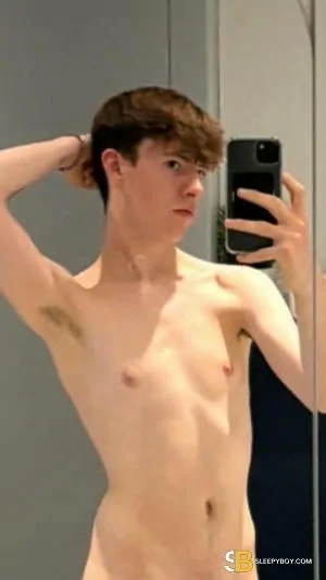 Gay Escort Alex 20yr - role