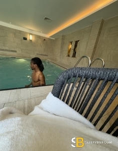 male escort Milton Keynes Kevin