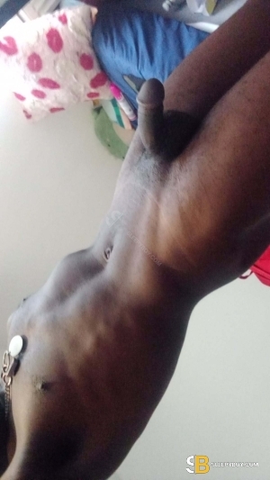 Gay Escort Jessie 19yr - shaving