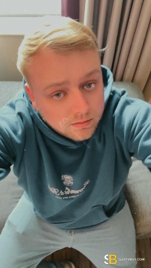 Gay Escort Tobie 31yr - sucking