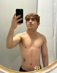 male rent boy London Alv&ecirc;s