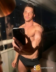 male escort London Alef