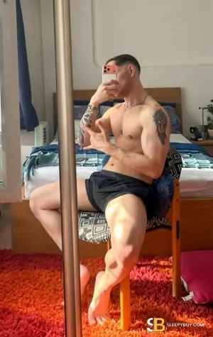 Gay Escort Alef 28yr - licking