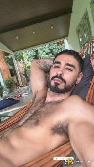 Bisexual Escort Johnny 29yr - licking