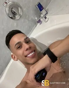 male rent boy Paddington Guzm&aacute;n