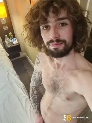 Bisexual Escort James 26yr - role