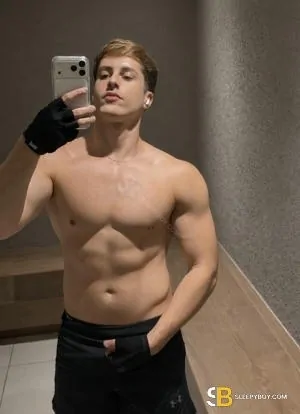 Bisexual Escort Matteoxx 20yr - licking