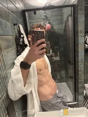 Bisexual Escort Rick 24yr - role