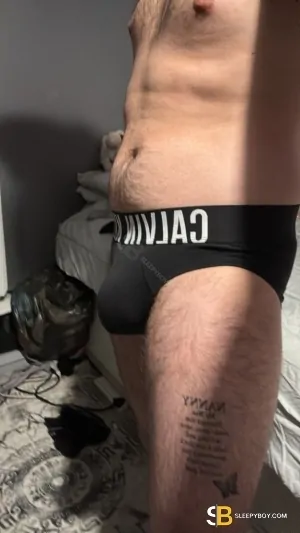 Gay Escort Logan 18yr - blowjob