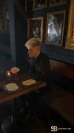 Gay Escort Logan 18yr - always safe sex