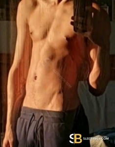 male escort Leeds Kia