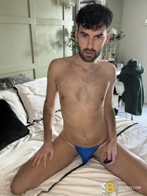 Gay Escort Kieron 30yr - role