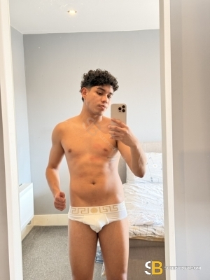 Gay Escort Felipe 22yr - role