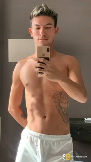 Gay Escort Allan 24yr - sucking